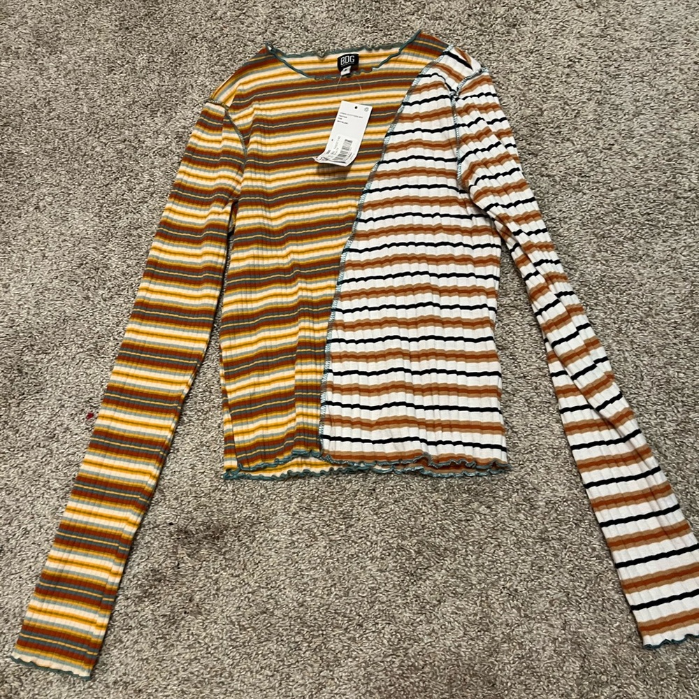 BRAND NEW URBAN OUTFITTERS TOP NEW WITH TAGS